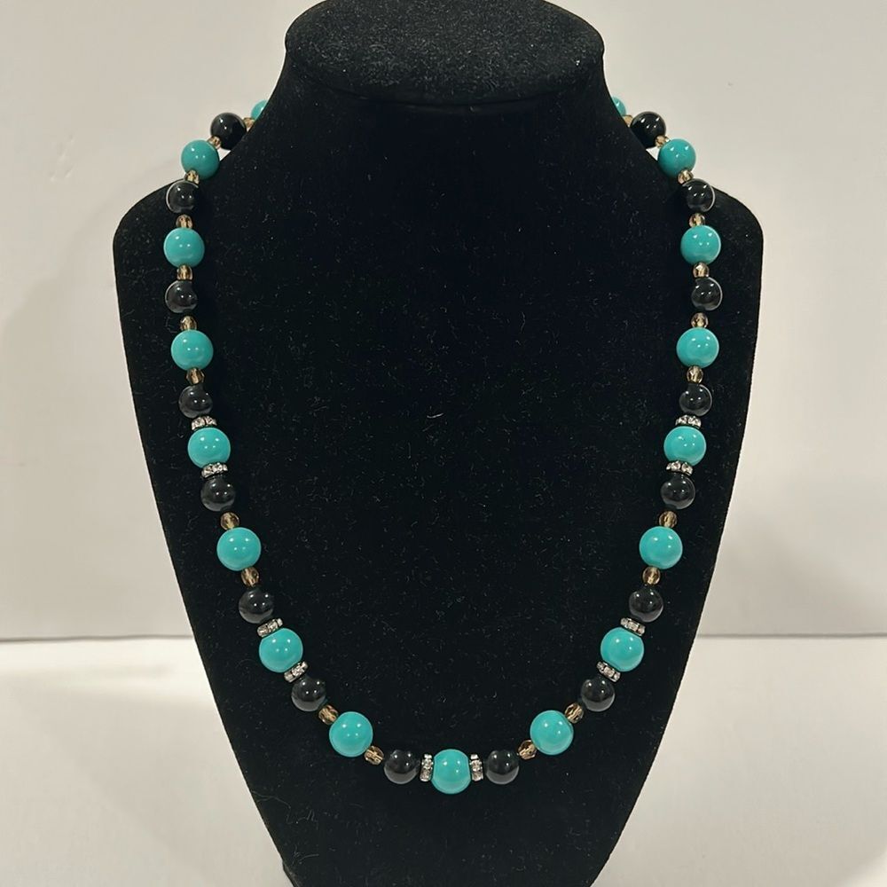 NWOT Joan Rivers Blue Black Beaded Necklace
